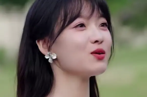 กุหลาบที่ไร้กรงรัก