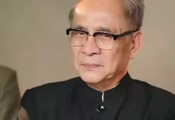 ข้ามกาลเวลามาคว้าพู่กัน