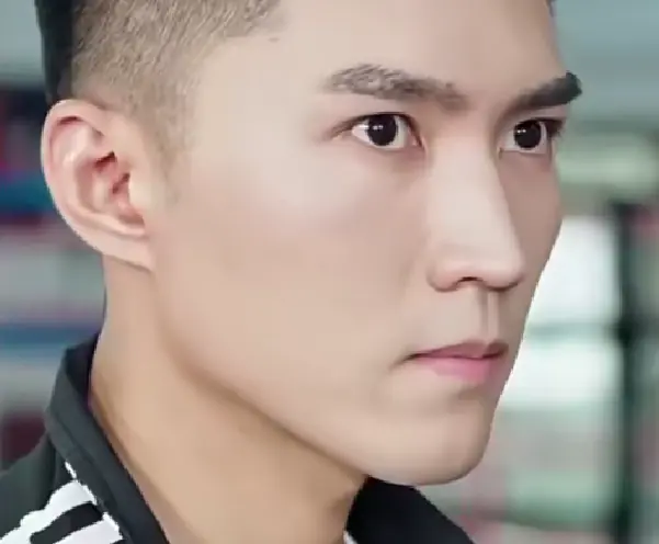 นักชกหมัดเหล็ก