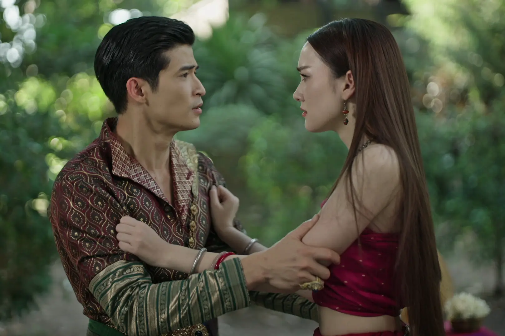 ผาแดงนางไอ่