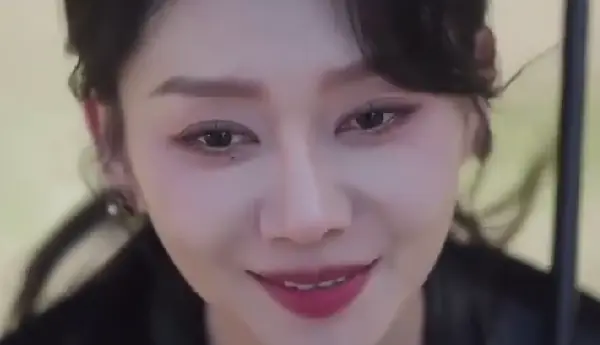 สะใภ้ตระกูลเทวทิน