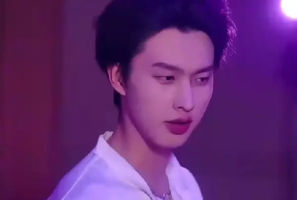 หลงกลพิศวาสรัก