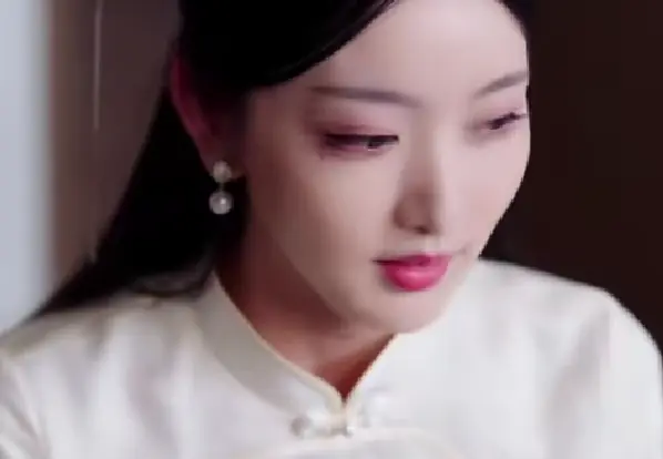 เขามาจากสายหมอก