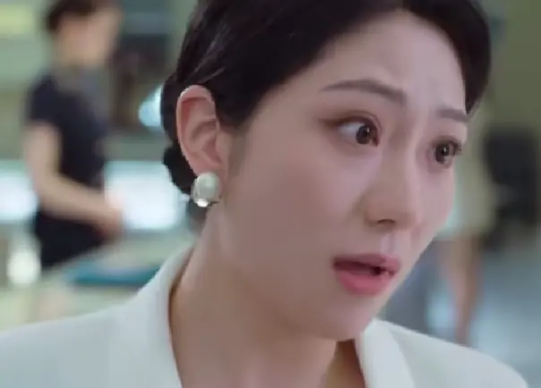 เมื่อแม่เปิดโปงความลับเธอ