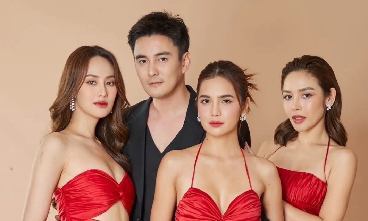 กุหลาบเล่นไฟ