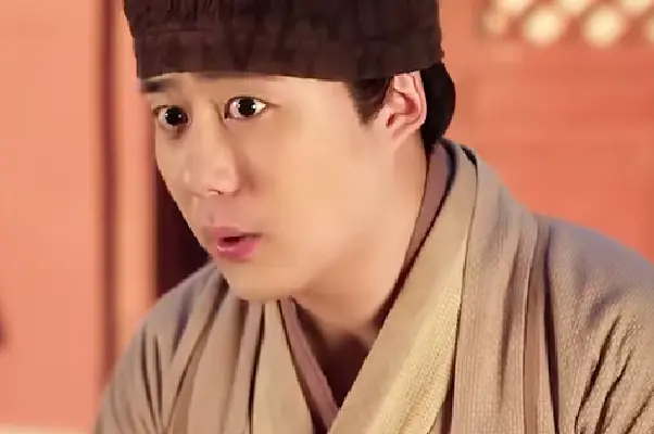 บุปผาสลับบัลลังก์