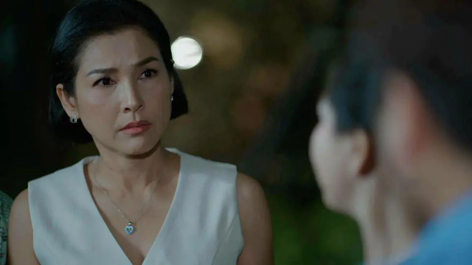 พลอยน้ำเพชร