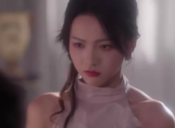 สาวน้อยร้อยเล่ห์